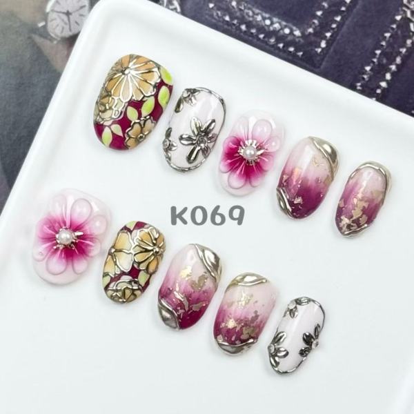 Or Is It The Pink! Floral 3D Pink & White Short Oval Nails K069